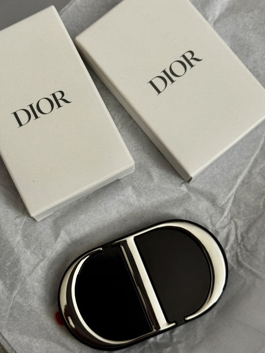 Dior mirror