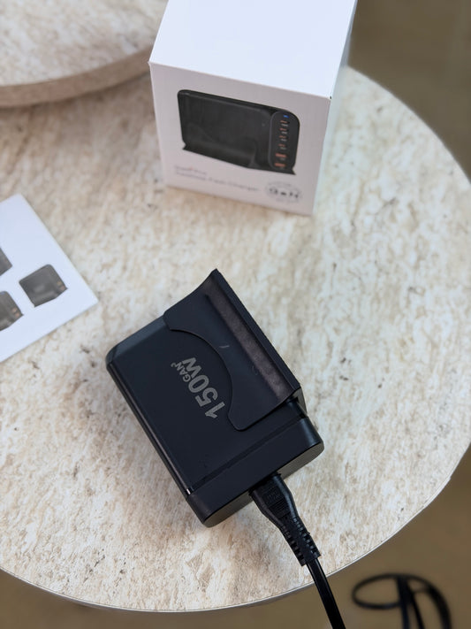 GaN pro desktop fast charger