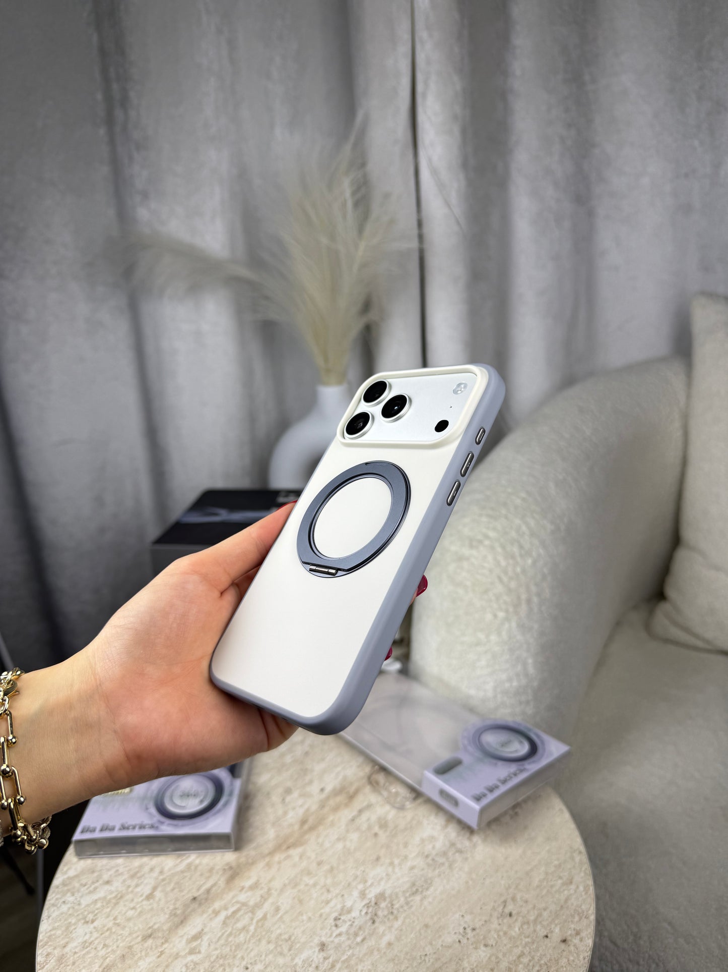 Berlia case 360 degree