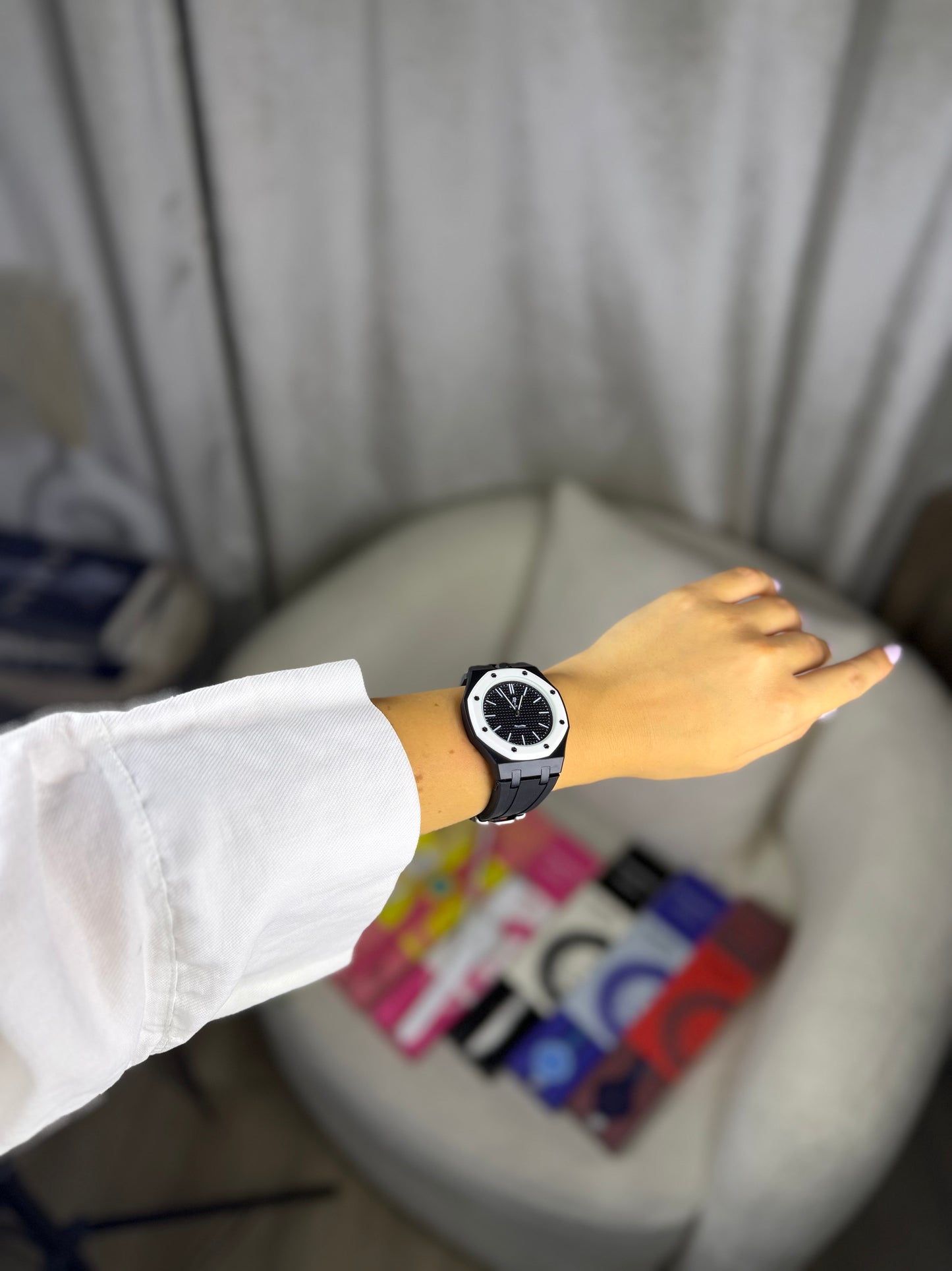 Royal pop watch with band