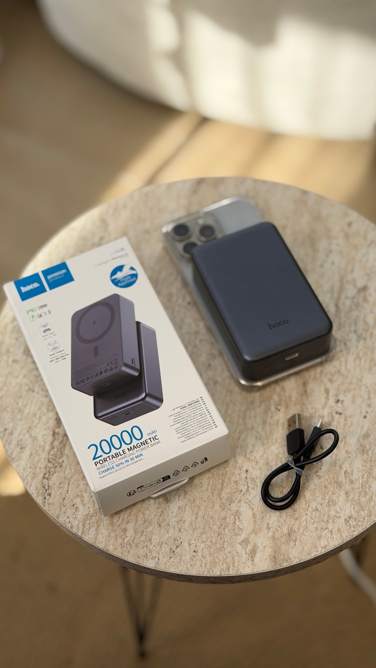 20,000mAh Magnetic Wireless Power Bank hoco Brand