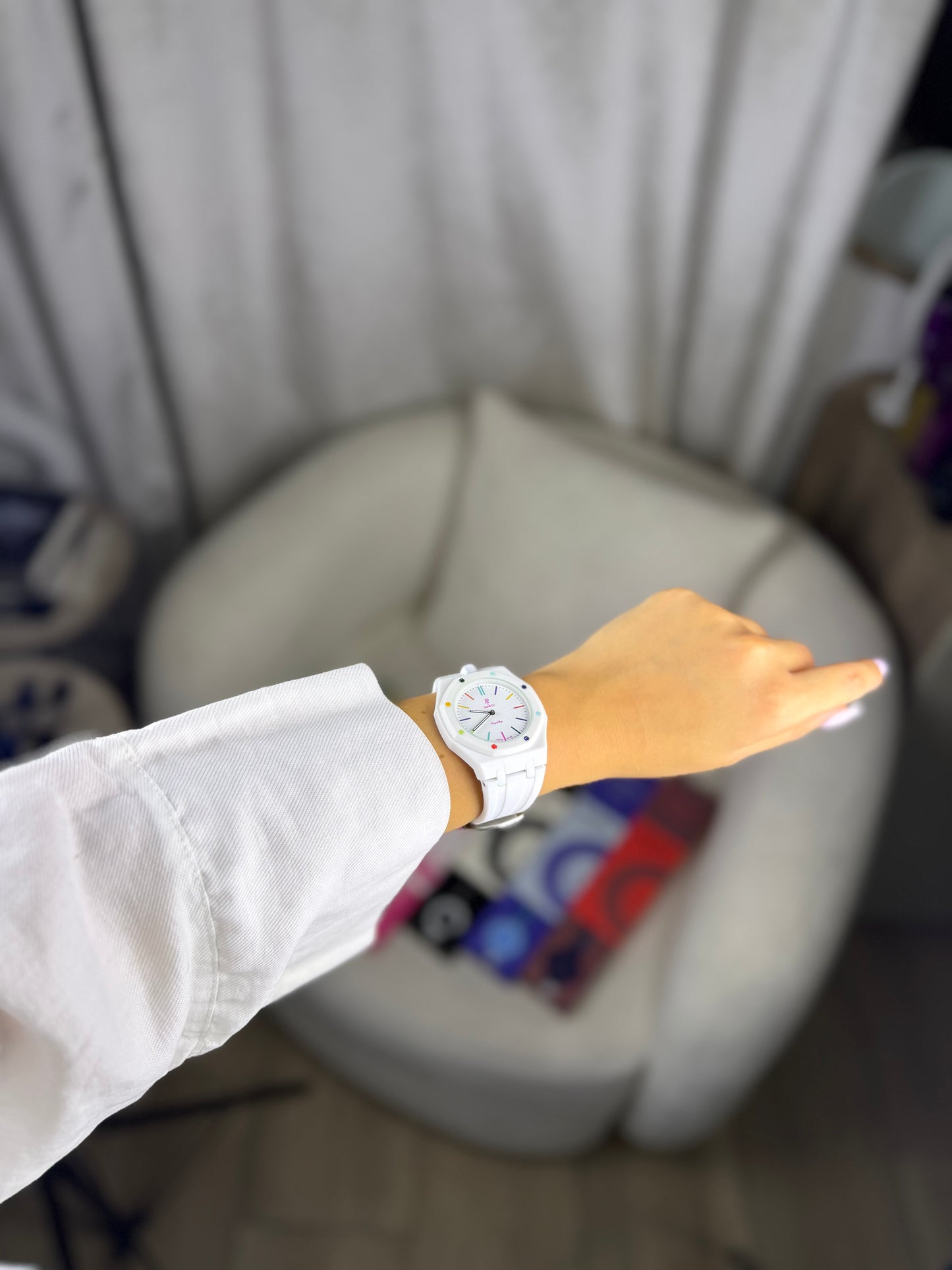 Royal pop watch with band