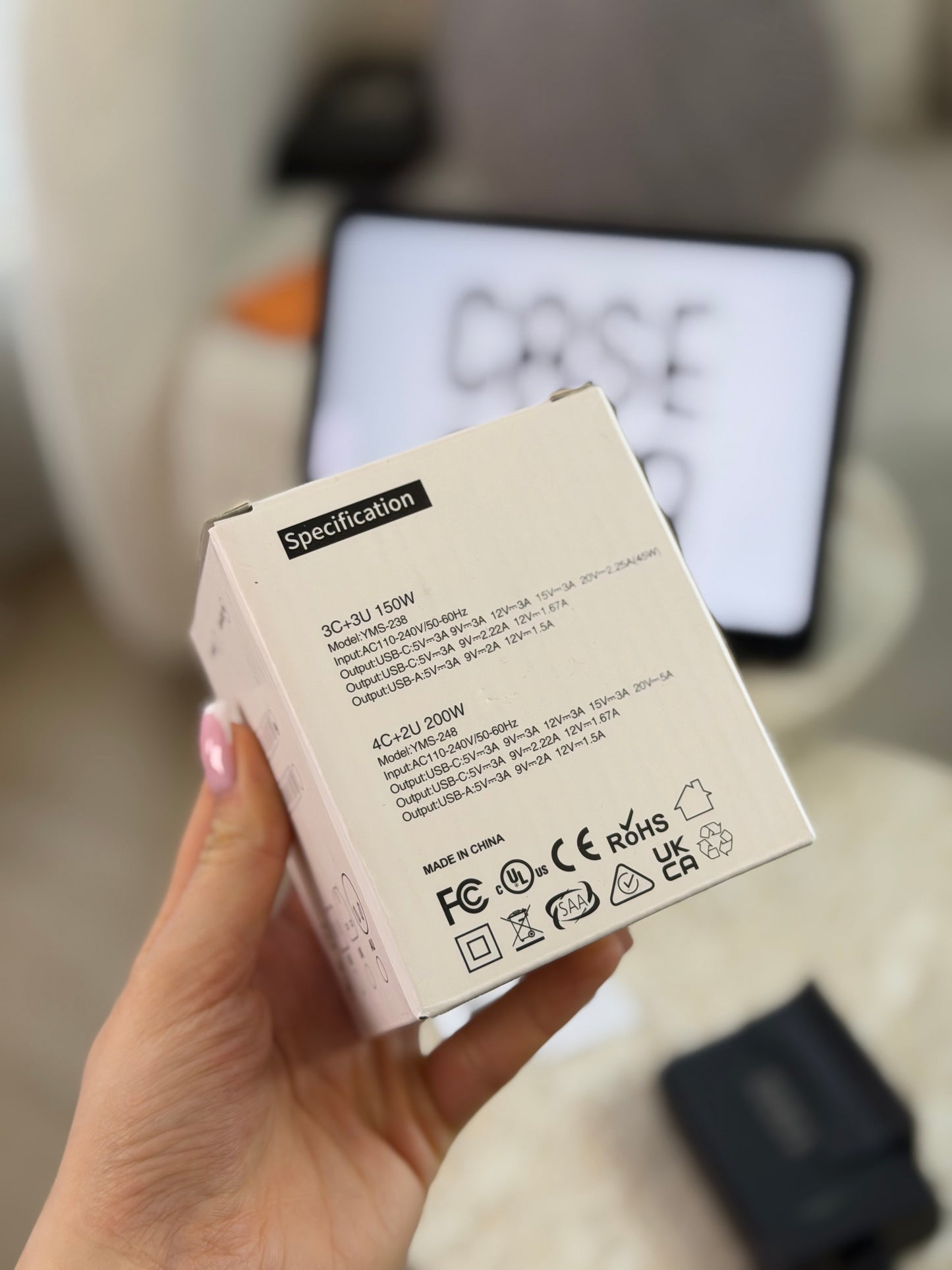 GaN pro desktop fast charger